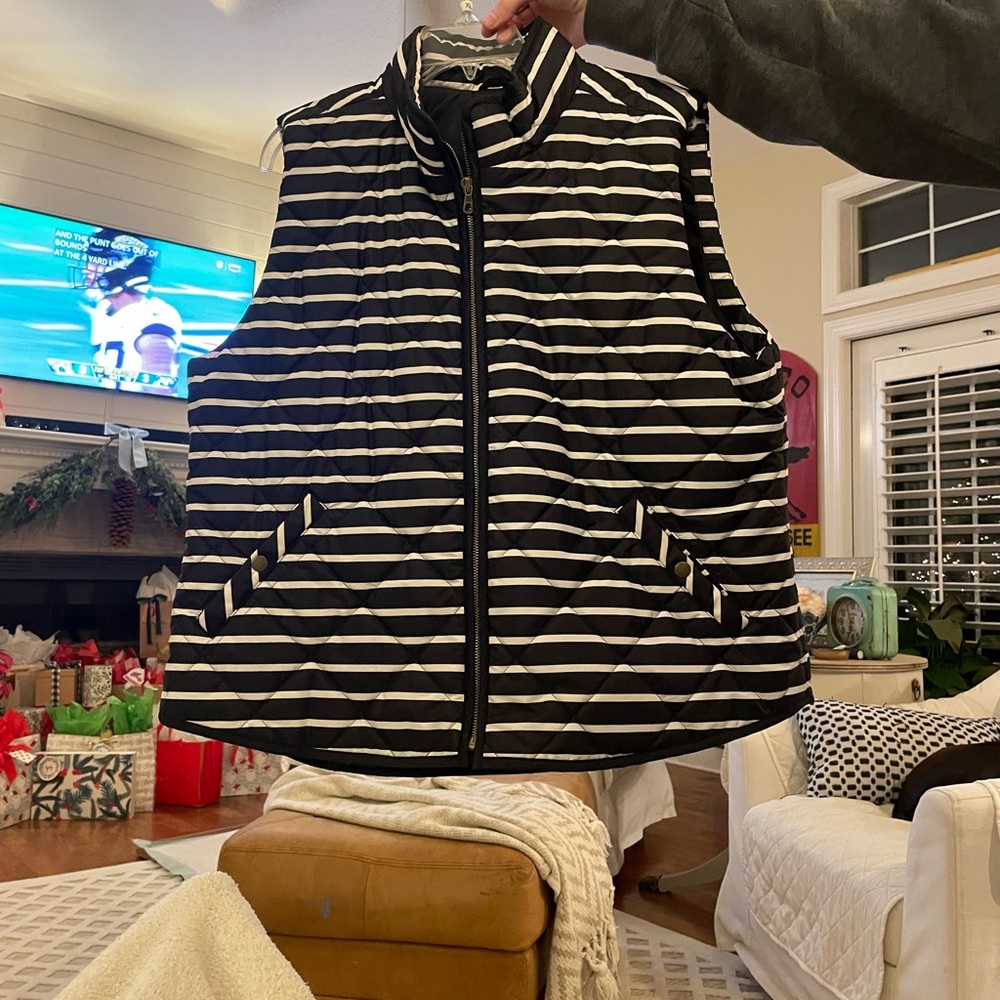 Gap quilted vest